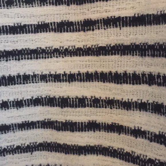 Navy & Cream Striped Top Texture Cotton Fringe USA - Picture 6 of 8
